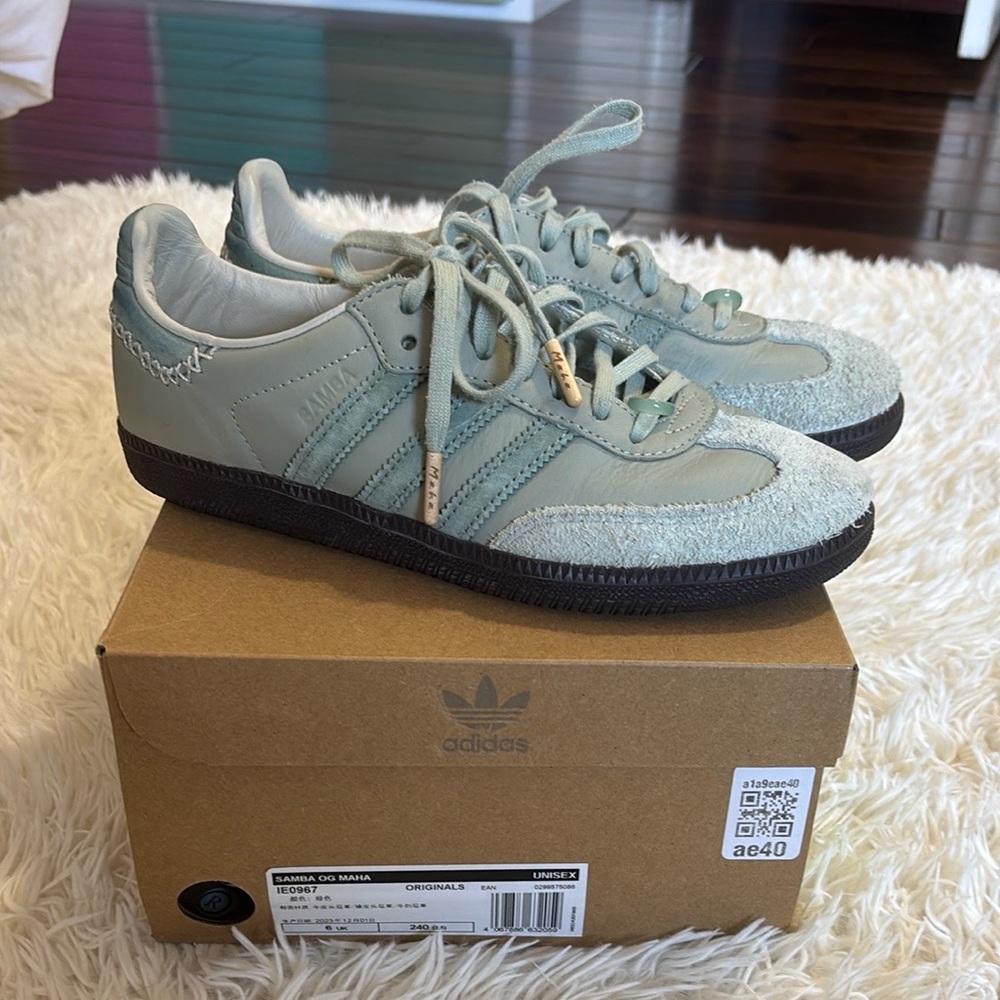 Adidas Pastel Green Sambas
